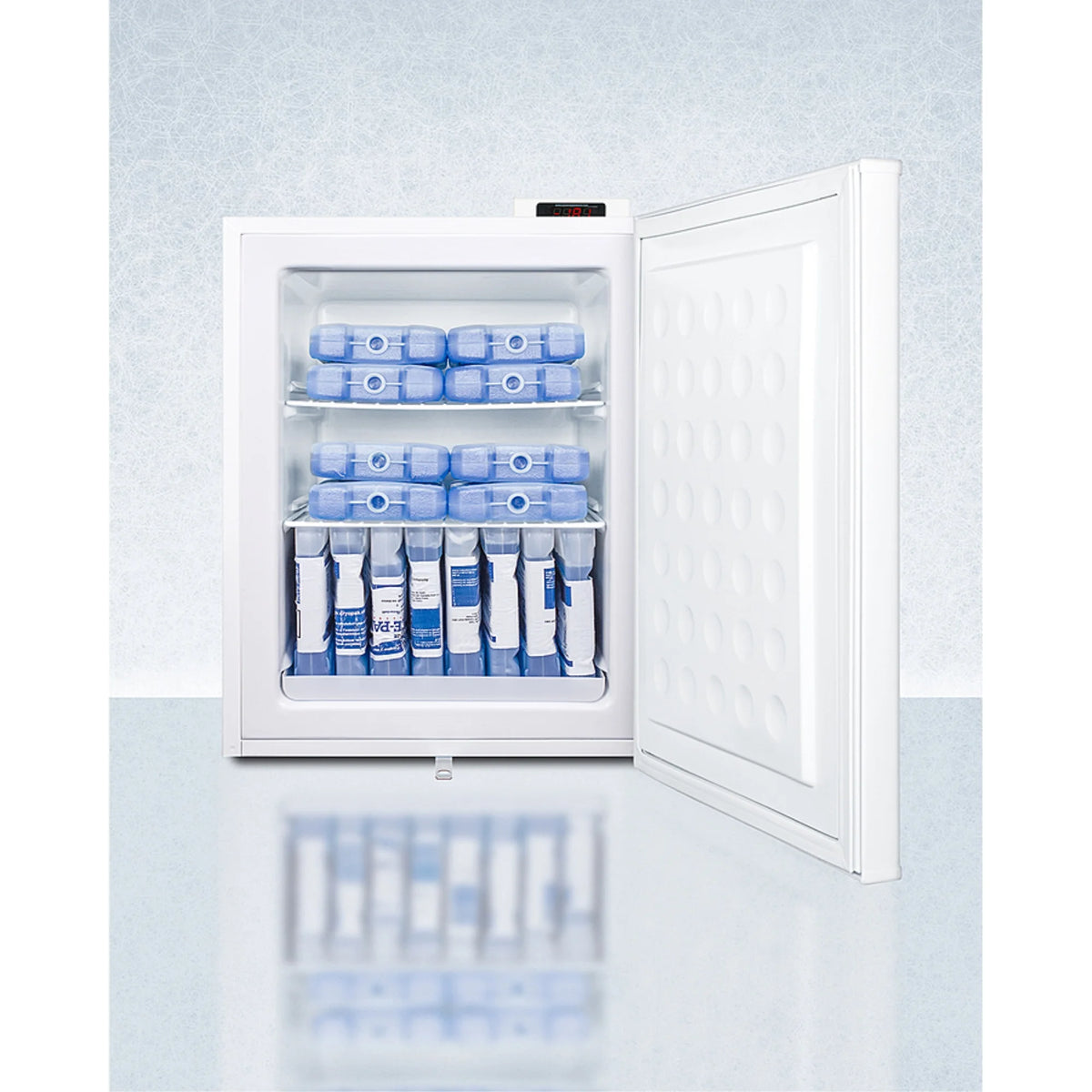 SUMMIT FS30LGP UPRIGHT FREEZERS