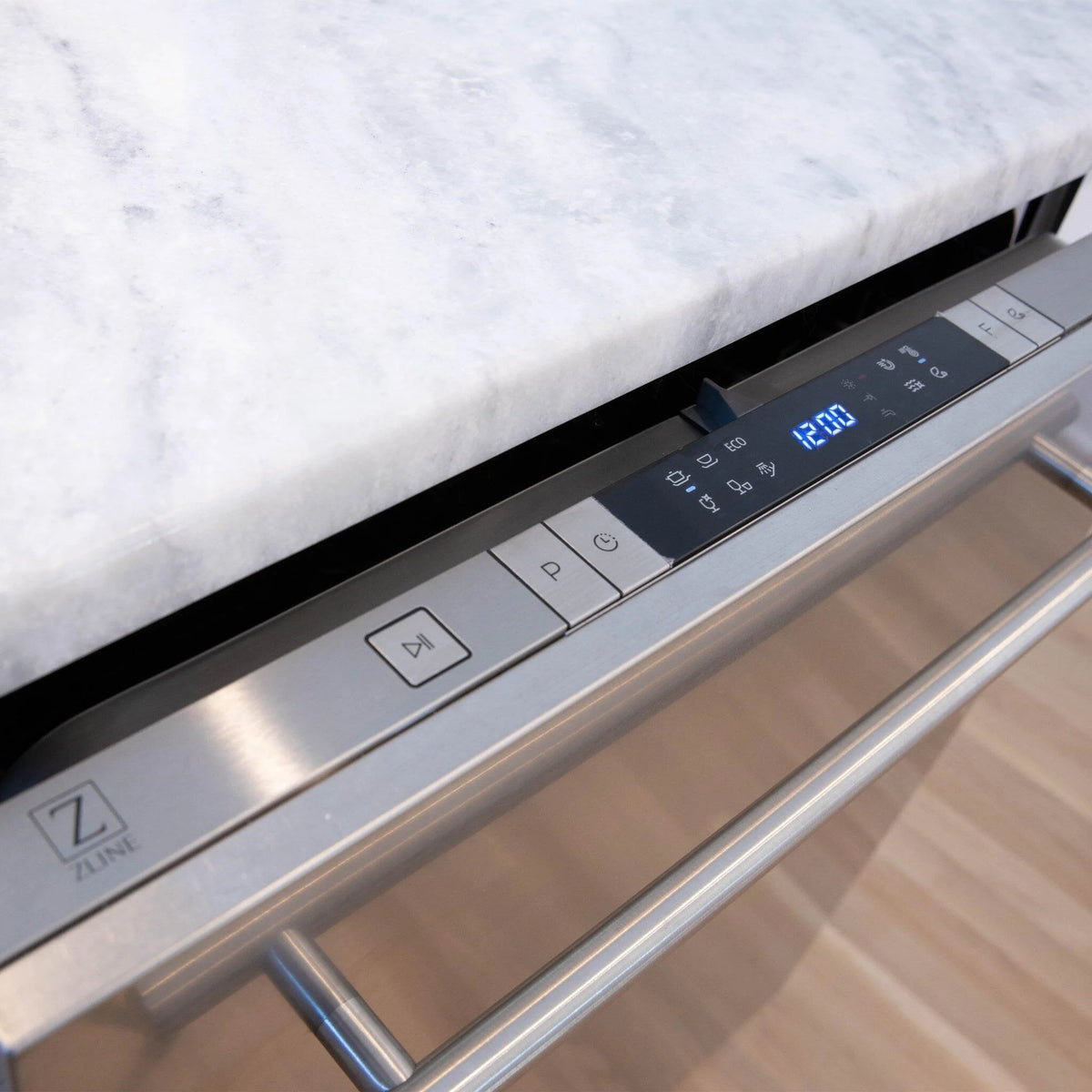 ZLINE 24 in. Top Control Dishwasher with Stainless Steel Tub and Modern Style Handle, 52dBa (DW-24)